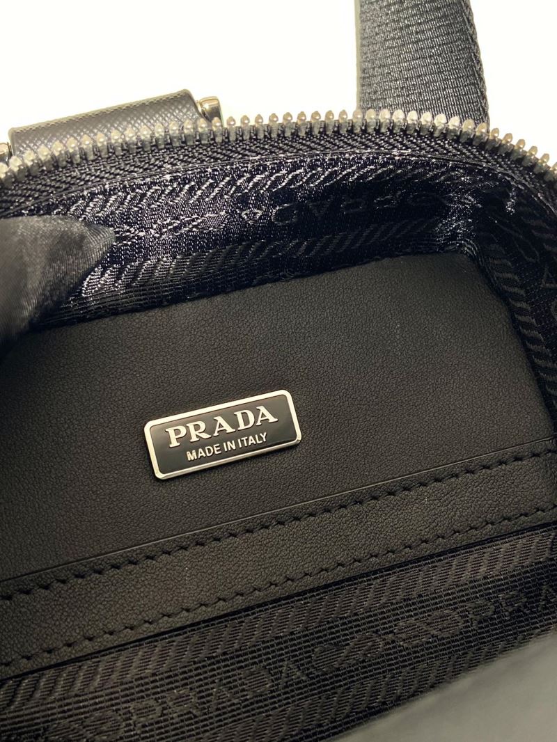 Pra*a waist chest packs